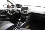 Peugeot 208 1.2 Blue Lion Navigatie | Trekhaak | Airco & Cru, Voorwielaandrijving, Stof, Gebruikt, Euro 6