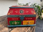 India kistje handbeschilderd Indiase massieve zware kist, Huis en Inrichting, Woonaccessoires | Kisten, Teakhout, Minder dan 50 cm