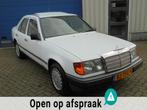 Mercedes-Benz 200-500 (W124) 200 D, Auto's, Oldtimers, 1983 cc, Mercedes-Benz, Bedrijf, Grijs