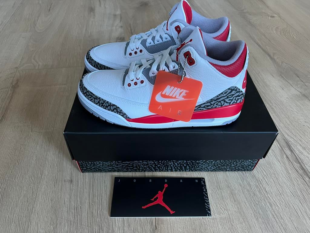 Air Jordan 3 Fire Red | US8/EU41, Kleding | Heren, Schoenen, Wit, Nieuw, Ophalen of Verzenden, Sneakers of Gympen