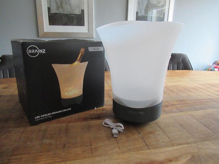 Brainz Wijnkoeler met speaker led light voor wijn Champagne, Huis en Inrichting, Keuken | Keukenbenodigdheden, Nieuw, Ophalen of Verzenden