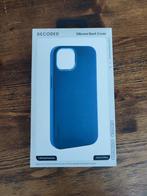 Nieuwe blauwe Silicone back cover iPhone 14 Plus te koop!, Ophalen of Verzenden, Nieuw, IPhone 14, Frontje of Cover