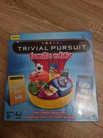 Trivial Pursuit Familie Editie - Nieuw in Plastic!, Hobby en Vrije tijd, Gezelschapsspellen | Bordspellen, Een of twee spelers