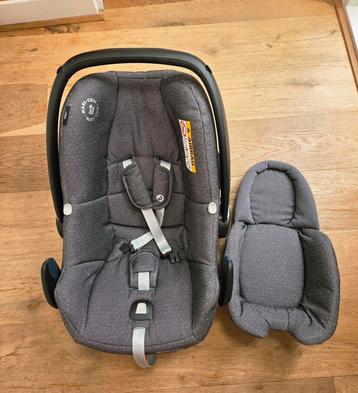 Maxi-Cosi Rock Essential Grey I-size: beste consumentenkoop  beschikbaar voor biedingen