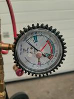 Formeergas Afpersset op Kar, Ophalen