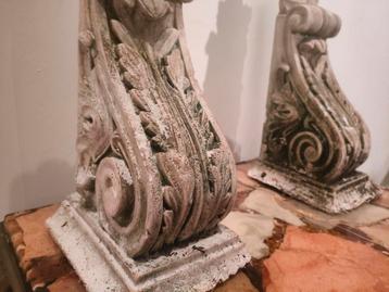 Wandconsoles / Ornamenten beschikbaar voor biedingen