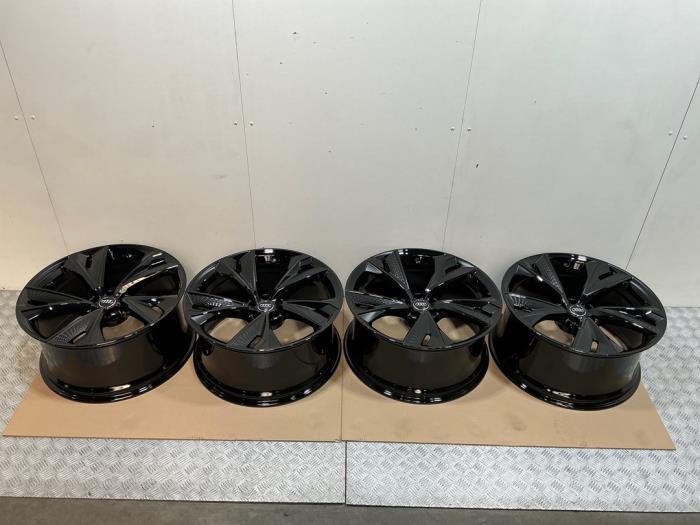 Sportvelgen Set van een Audi RS7, Auto-onderdelen, Banden en Velgen, Personenwagen, Gebruikt, 12 maanden garantie, Ophalen of Verzenden