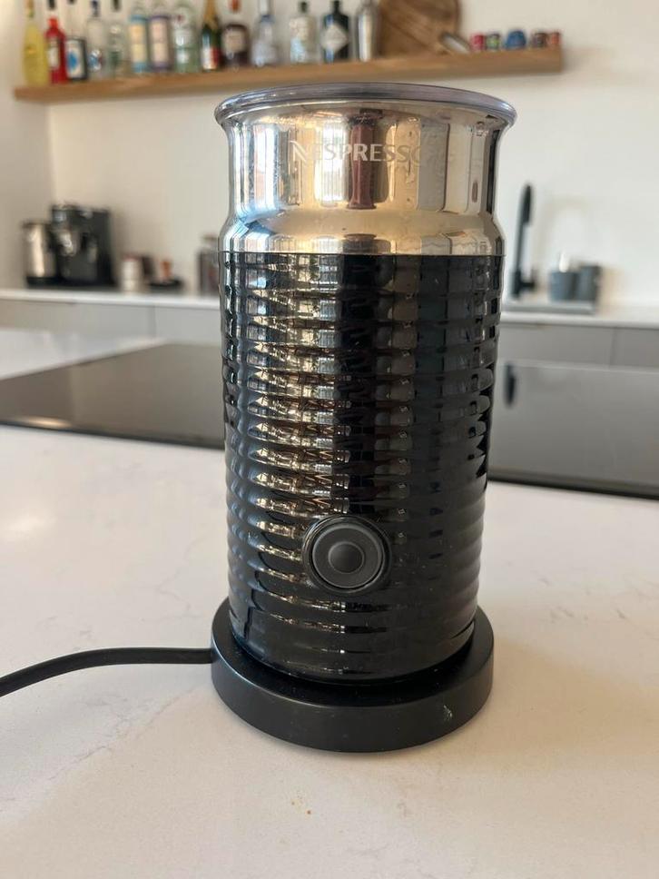 Nespresso Melkopschuimer - Cappuccino Perfectie!, Witgoed en Apparatuur, Melkopschuimers, Zo goed als nieuw, Elektrische melkopschuimer