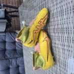 Voetbal schoenen kind maat 34, Maat XS of kleiner, Ophalen of Verzenden, Gebruikt, Schoenen