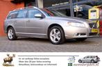 Volvo V70 2.5T 200 pk Aut. Leer nette staat! (bj 2007), Met garantie (alle), Startonderbreker, 93 €/maand, Euro 4