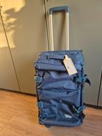Blauwe reistas op wieltjes - Nieuw!, Sieraden, Tassen en Uiterlijk, Tassen | Reistassen en Weekendtassen, Wieltjes, Blauw, Minder dan 40 cm