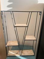 Metalen wandrek met houten planken, Ophalen, Gebruikt