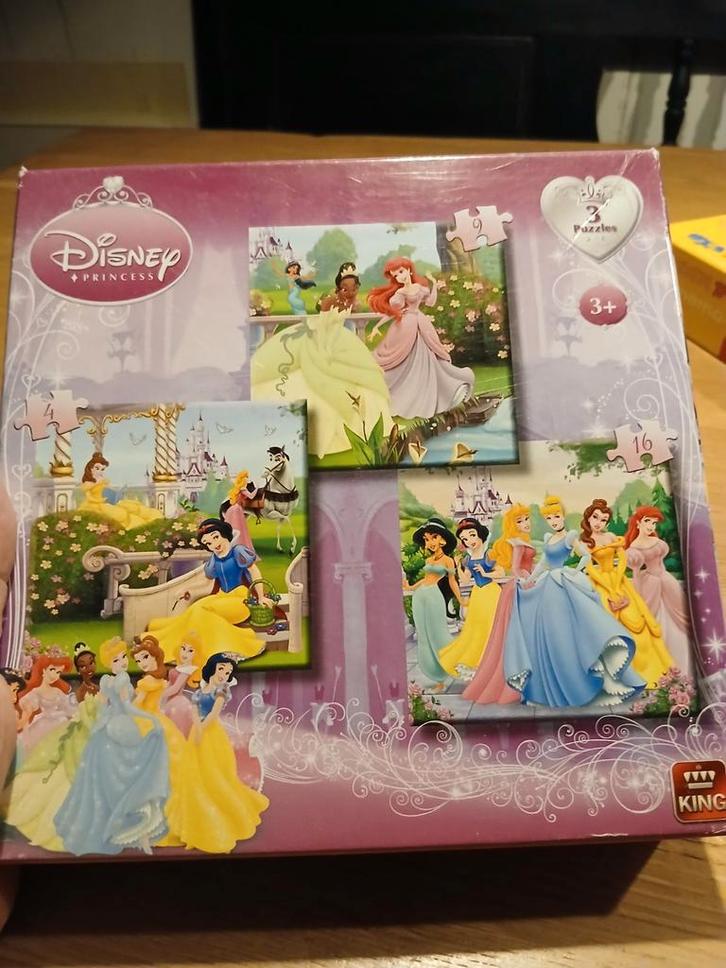 Disney Princess Puzzel Set - 3 Puzzels, Kinderen en Baby's, Speelgoed | Kinderpuzzels, Zo goed als nieuw, 2 tot 4 jaar, Meer dan 50 stukjes