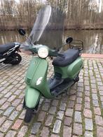 riva scooter, Fietsen en Brommers, Snorfietsen en Snorscooters, Gebruikt, Benzine, Ophalen, Overige merken