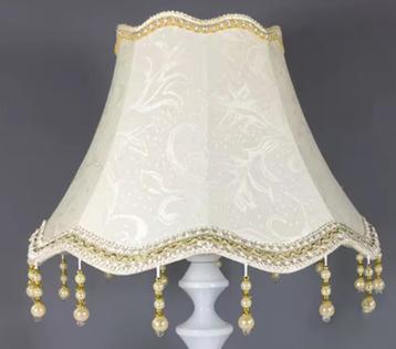 Oproep: oude kapotte sieraden en kralen voor nieuwe creaties beschikbaar voor biedingen