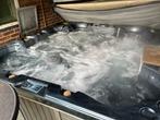 6 persoons jacuzzi, Ophalen, Gebruikt, Vast