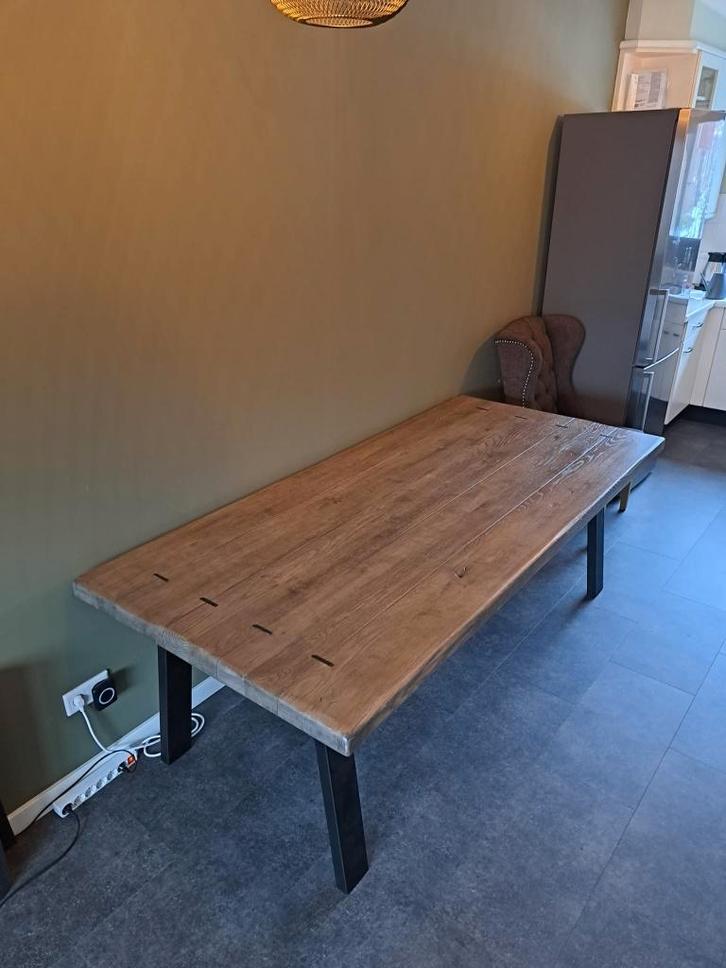 Grote massief houten tafel, Huis en Inrichting, Tafels | Eettafels, Gebruikt, 50 tot 100 cm, 200 cm of meer, Rechthoekig, Ophalen