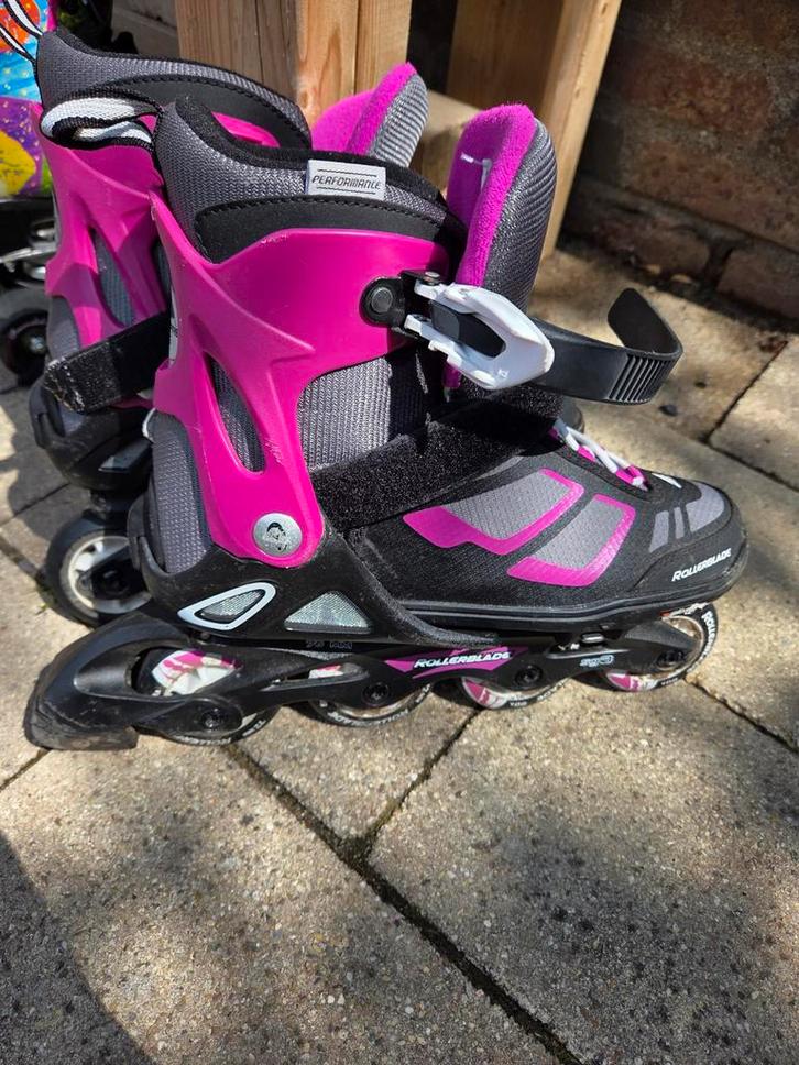 Roze Inline Skates Maat 41 - Zo Goed Als Nieuw!, Sport en Fitness, Skeelers, Zo goed als nieuw, Inline skates 4 wielen, Overige merken