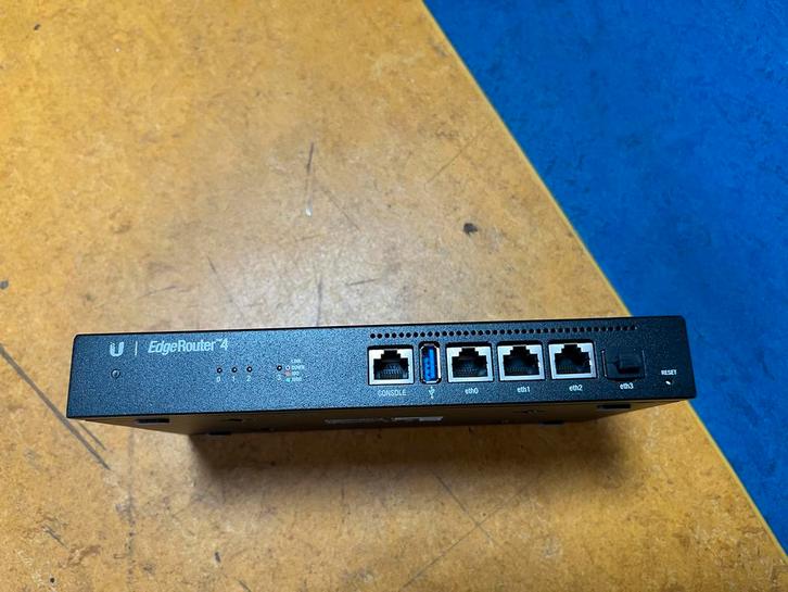 Ubiquiti EdgeRouter ER-4 - Krachtige Router!, Computers en Software, Routers en Modems, Gebruikt, Router, Ophalen of Verzenden