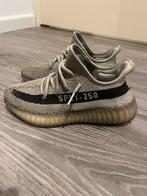 Yeezy 350 maat 37, Kleding | Heren, Schoenen, Ophalen of Verzenden, Zo goed als nieuw