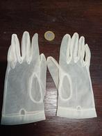 Oude kinderhandschoentjes 3x, Ophalen of Verzenden