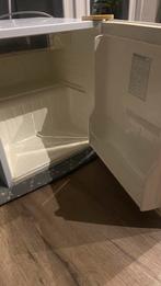 Samsung koelkastje, Witgoed en Apparatuur, Ophalen, Zonder vriesvak, Minder dan 85 cm, Minder dan 75 liter