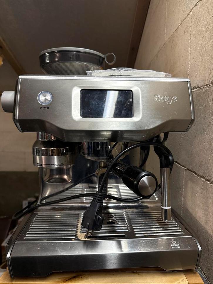 Sage Barista Touch Espresso Machine - Zo Goed Als Nieuw, Witgoed en Apparatuur, Koffiezetapparaten, Zo goed als nieuw, Gemalen koffie