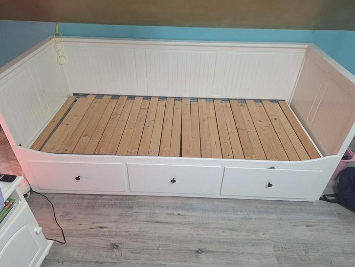 Ikea hemnes bedbank en ladekast, Kinderen en Baby's, Kinderkamer | Bedden, Gebruikt, 180 cm of meer, 85 tot 100 cm, Lattenbodem