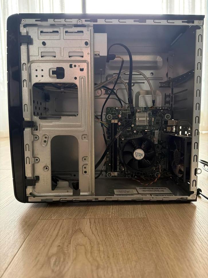 Compaq Desktop - Basis PC, Computers en Software, Desktop Pc's, Gebruikt, Onbekend, Minder dan 4 GB, Ophalen of Verzenden