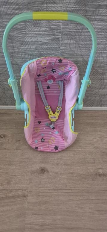 baby born autostoeltje beschikbaar voor biedingen