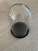 Glazen stolp met onderbord, Huis en Inrichting, Woonaccessoires | Stolpen, Ophalen of Verzenden, Zo goed als nieuw