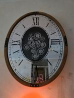 Mooie ovale wandklok te koop, Ophalen of Verzenden, Gebruikt, Analoog, Wandklok