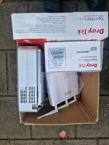 DrayTek Routers (3x) - Vigor2750, Vigor2860 beschikbaar voor biedingen
