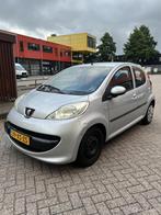 Peugeot 107 1.0-12V MOTOR DEFECT - AIRCO, Voorwielaandrijving, Elektrische ramen, Gebruikt, 4 stoelen