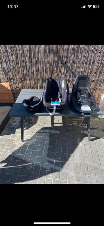 Maxi Cosi Rock met base. beschikbaar voor biedingen