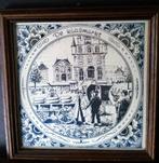 Wandtegel in houten lijstje "de Kaasmarkt"(904), Antiek en Kunst, Ophalen of Verzenden