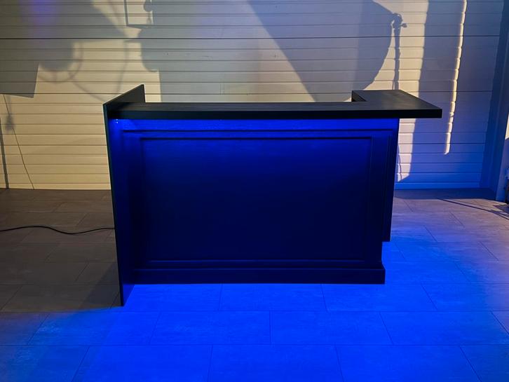 28/29 nov KORTING. Hoekbar / Muurbar / Huisbar / Bar 180 cm, Huis en Inrichting, Barren, Zo goed als nieuw, Ophalen