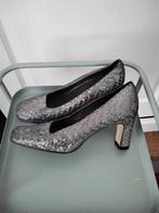 Joyca Zilver Pumps - Maat 39, Pumps, Ophalen of Verzenden, Zo goed als nieuw, Grijs