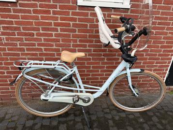 Mooie Batavus Inspire damesfiets te koop inclusief voorzitje beschikbaar voor biedingen