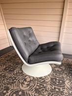 Artifort F967 fauteuil in nieuwstaat, Huis en Inrichting, Fauteuils, Ophalen, Zo goed als nieuw, 75 tot 100 cm, 50 tot 75 cm