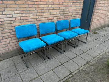 4 Ribstof Stoelen met Chrome Buisframe beschikbaar voor biedingen