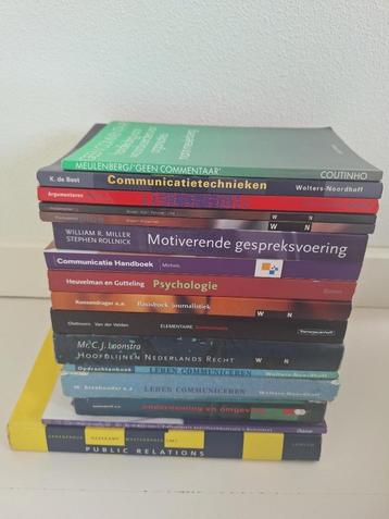 Studieboeken HBO Communicatie beschikbaar voor biedingen