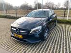 Mercedes-Benz A-Klasse A200 AMG | Pano | Automaat| Zwart, Auto's, USB, Leder en Stof, Zwart, 1595 cc