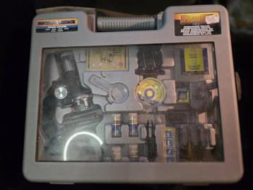 68-delige Microscoopset Deluxe met metalen behuizing, beschikbaar voor biedingen