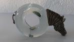 Glazen kunstobject, glazen ring met zilverkleurige zebrakop, Antiek en Kunst, Kunst | Designobjecten, Ophalen