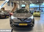 Toyota C-HR 1.8 Hybrid Bi-Tone Camera|Trekh|Navi|Cruise|JBL!, Euro 6, 4 cilinders, 26 km/l, Hybride Elektrisch/Benzine