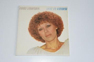 Vinyl LP Conny Vandenbos - Licht en Schaduw 1977 beschikbaar voor biedingen