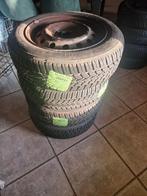 Dunlop winterbanden 15 inch, Auto diversen, Wieldoppen, Ophalen of Verzenden, Nieuw