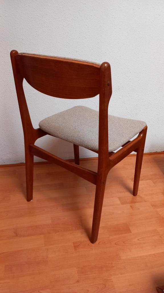 4 Vintage Erik Buch Deens Design Eetkamerstoelen mid century, Huis en Inrichting, Stoelen, Gebruikt, Vier, Hout, Stof, Bruin, Ophalen