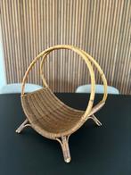 Vintage rotan en bamboe krantenbak lectuurbak, Huis en Inrichting, Woonaccessoires | Krantenbakken en Lectuurbakken, Ophalen of Verzenden